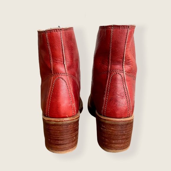 Frye Sabrina 6G Burgundy Vintage Leather Combat Lace Up Block Heel Ankle Boots - Picture 9 of 12